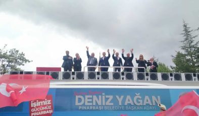 Mansur Yavaş’tan seçimlerin yenileneceği Pınarbaşı’nda miting