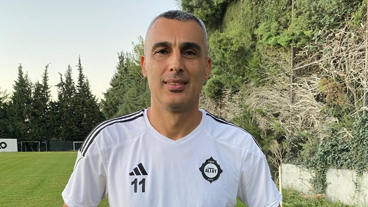 43 yaşındaki Murat Uluç: Transfer yasağımız olmasa futbolu bırakırım