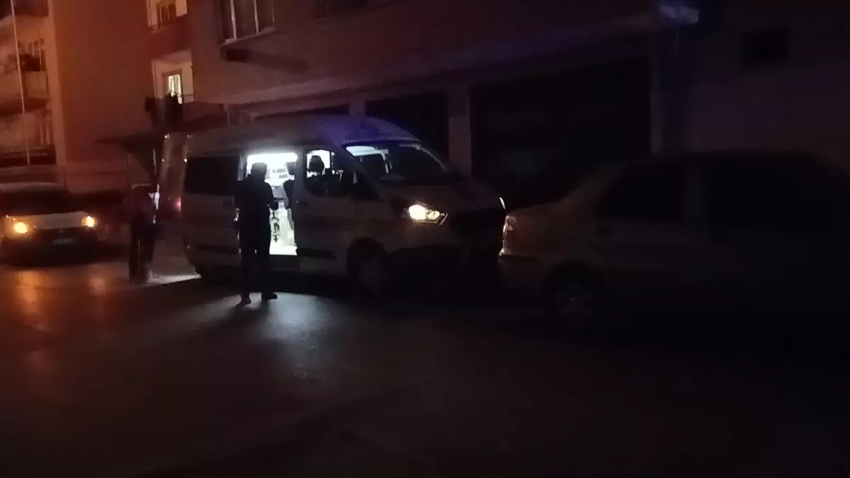 9 Yaşındaki Çocuk Otomobilden Açılan Ateşle Yaralandı